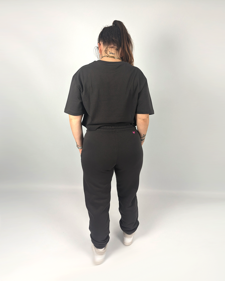 elli hoop outfit sportkleidung jogginghose cropped t-shirt rückseite